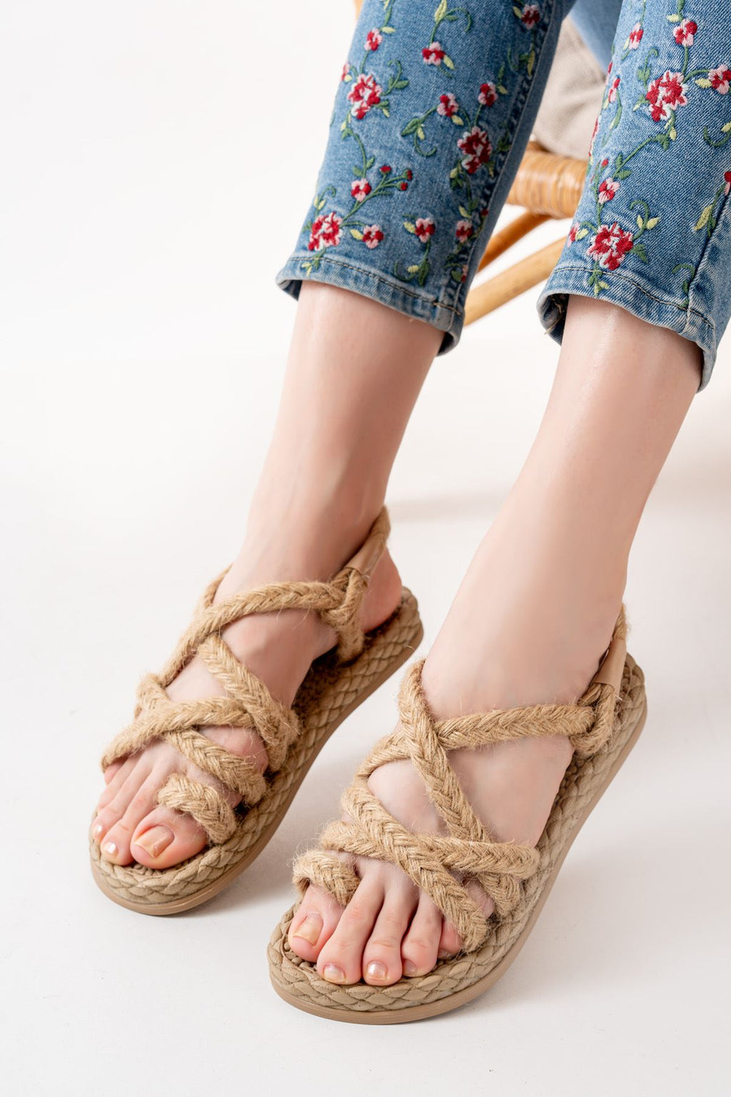 Ayakkabı Aşkı 402 Bej Hasır Kadın Sandalet - Ayakkabı Aşkı