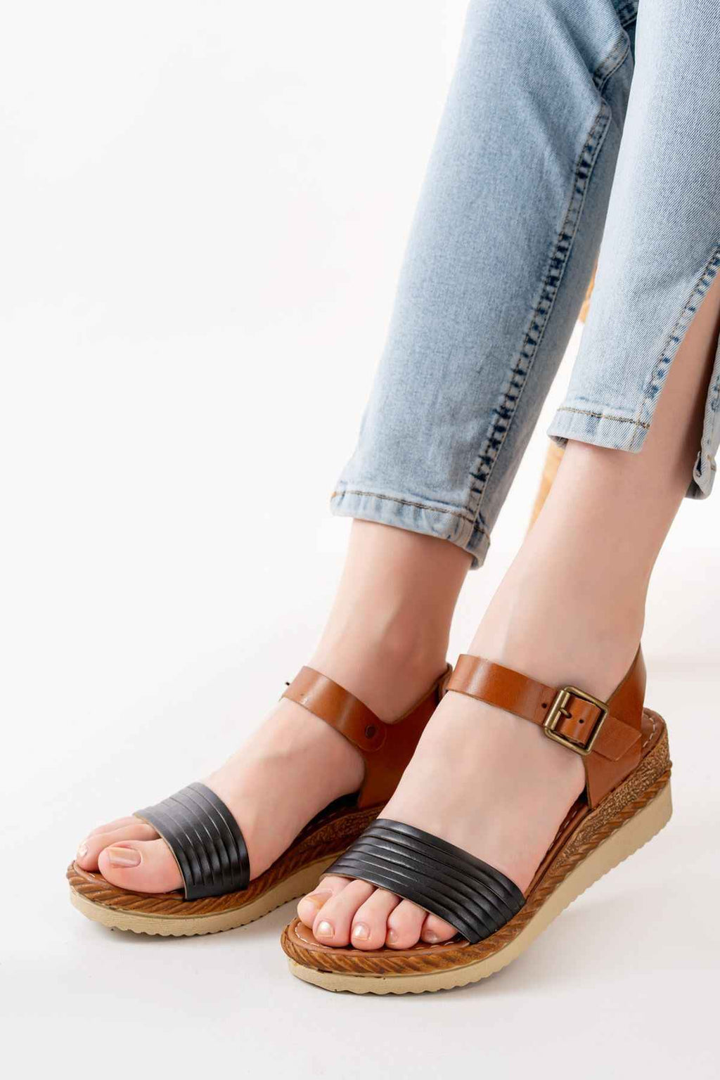 Ayakkabı Aşkı 731-07 Siyah Ortopedik Hakiki Deri Dolgu Kadın Sandalet