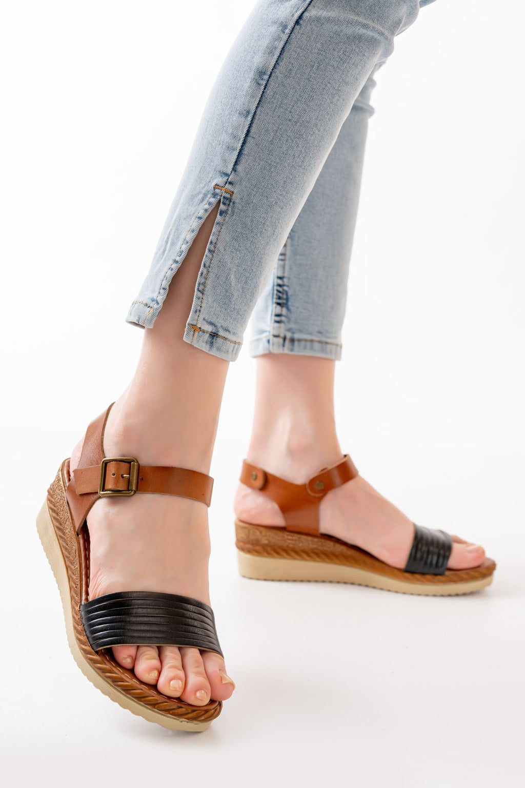 Ayakkabı Aşkı Siyah Ortopedik Hakiki Deri Dolgu Kadın Sandalet