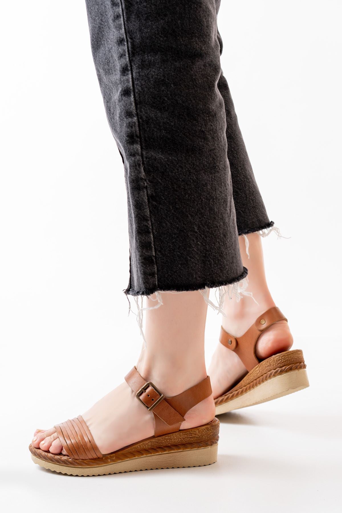 Ayakkabı Aşkı Taba Ortopedik Hakiki Deri Dolgu Kadın Sandalet