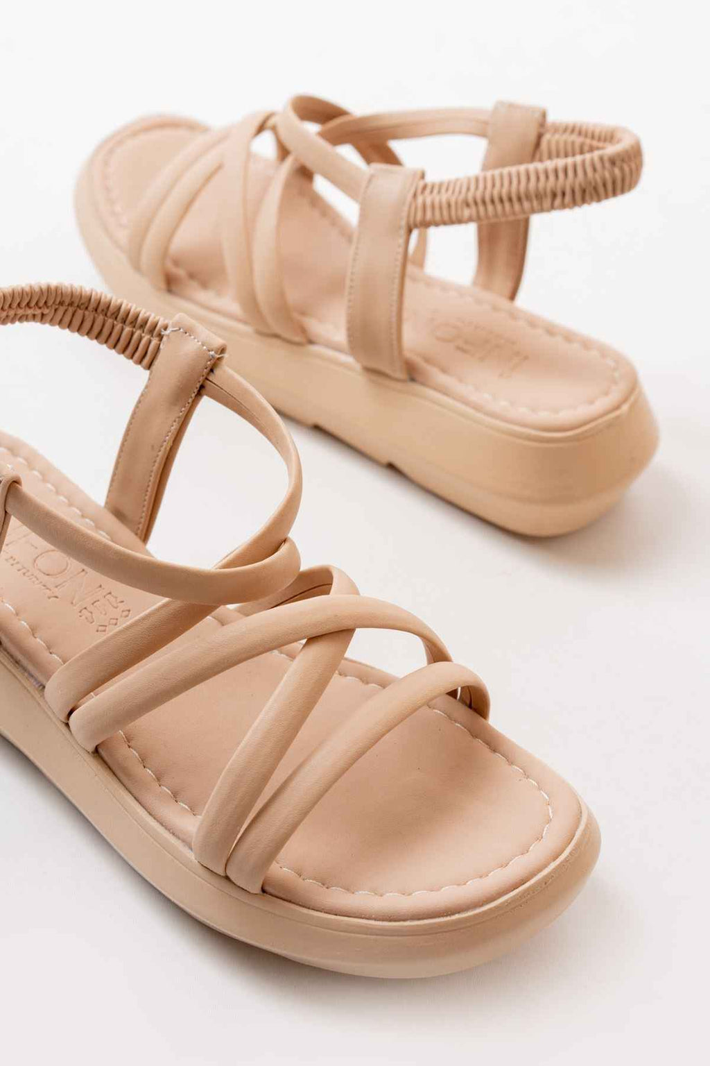 Ayakkabı Aşkı 841-841 Nut Lastikli Günlük Kadın Sandalet