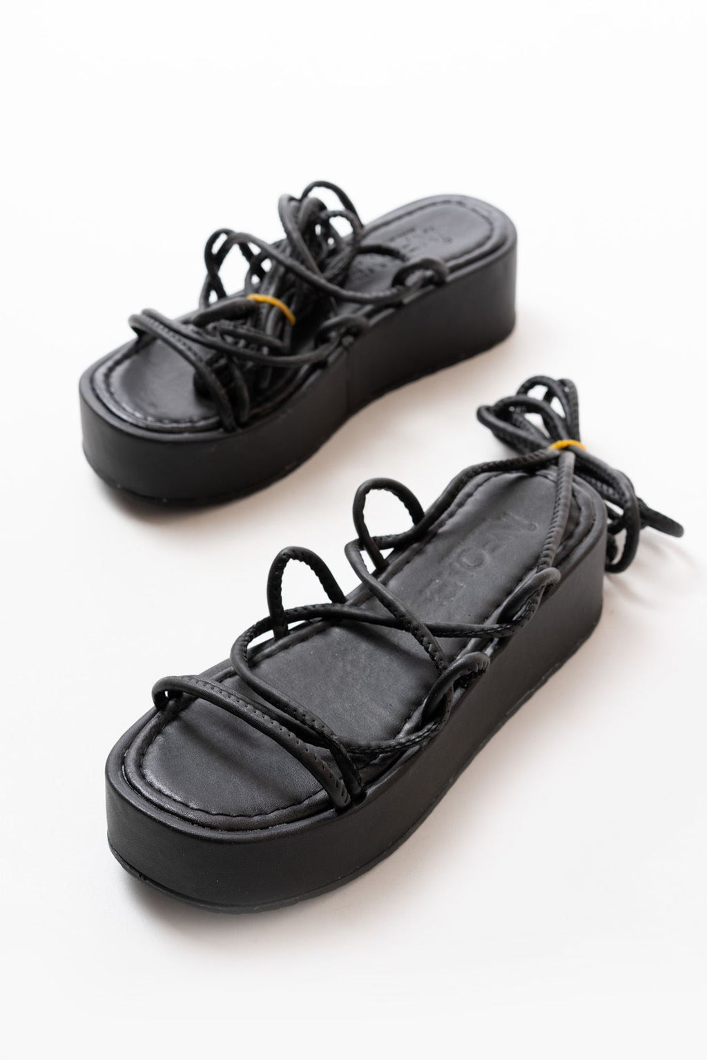 Ayakkabı Aşkı Siyah Dolgu Kadın Sandalet