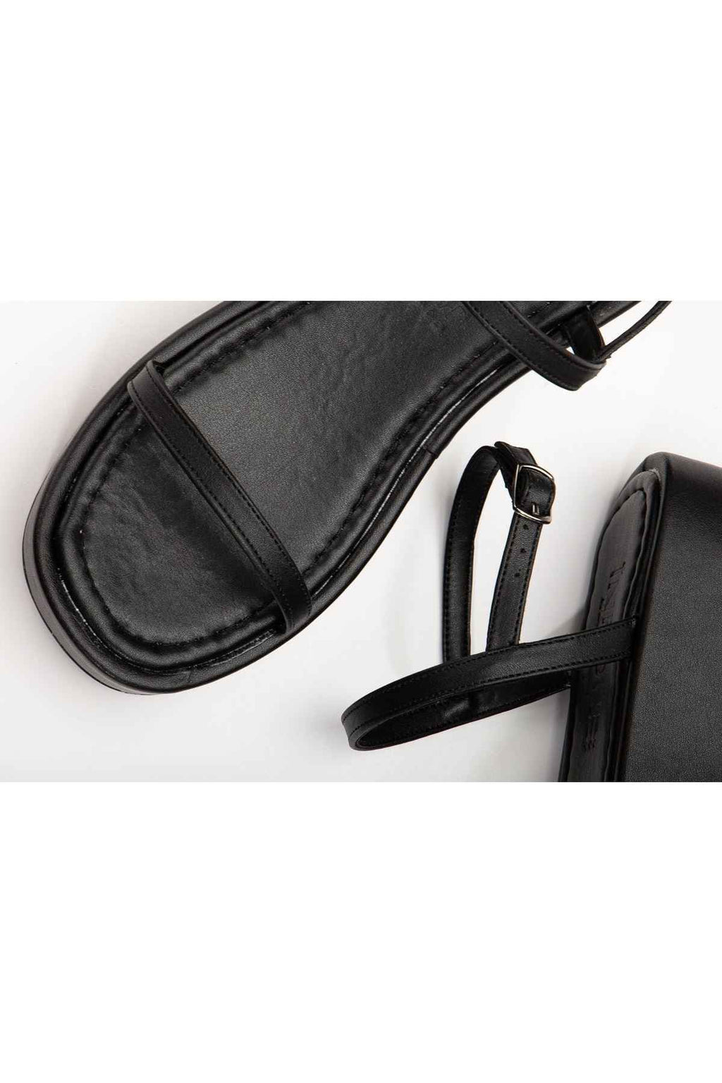 Ayakkabı Aşkı 861-1027 Siyah Dolgu Topuk Kadın Sandalet