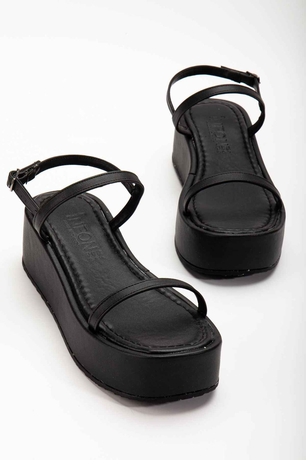 Ayakkabı Aşkı 861-1027 Siyah Dolgu Topuk Kadın Sandalet