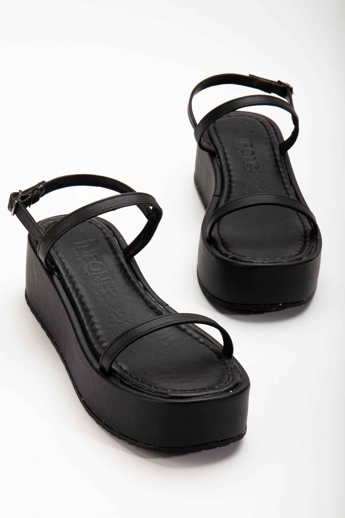 Ayakkabı Aşkı 861-1027 Siyah Dolgu Topuk Kadın Sandalet