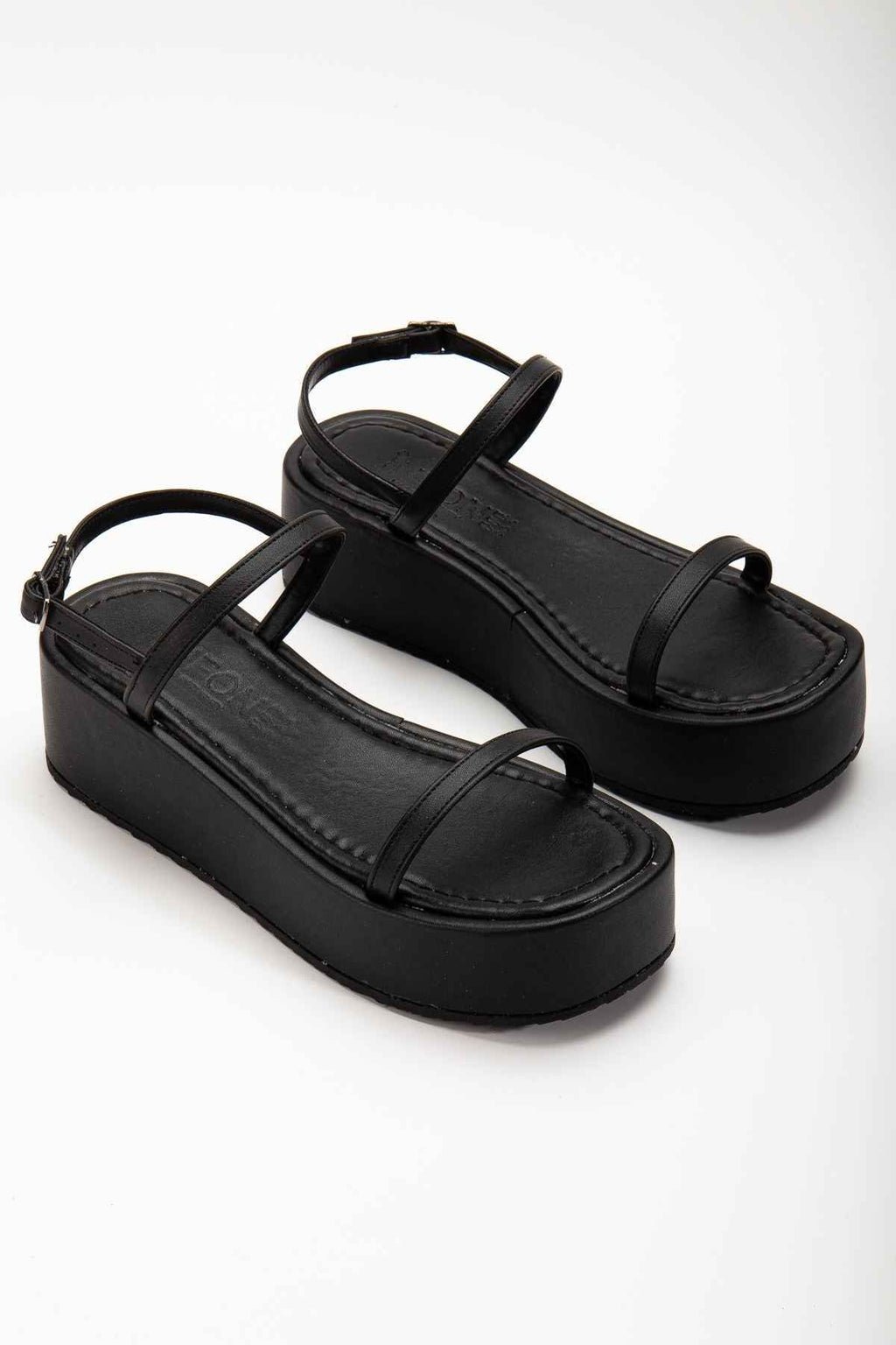 Ayakkabı Aşkı 861-1027 Siyah Dolgu Topuk Kadın Sandalet