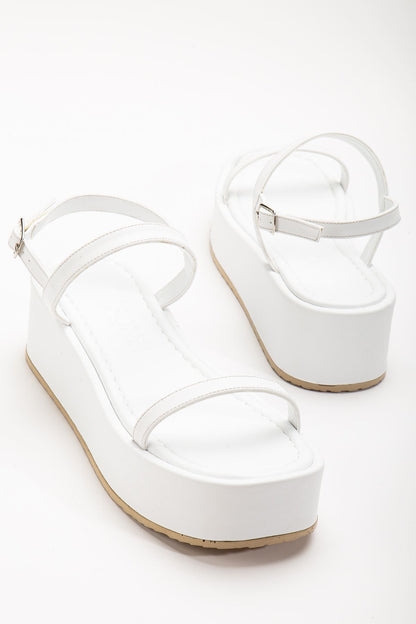 Ayakkabı Aşkı Beyaz Dolgu Topuk Kadın Sandalet