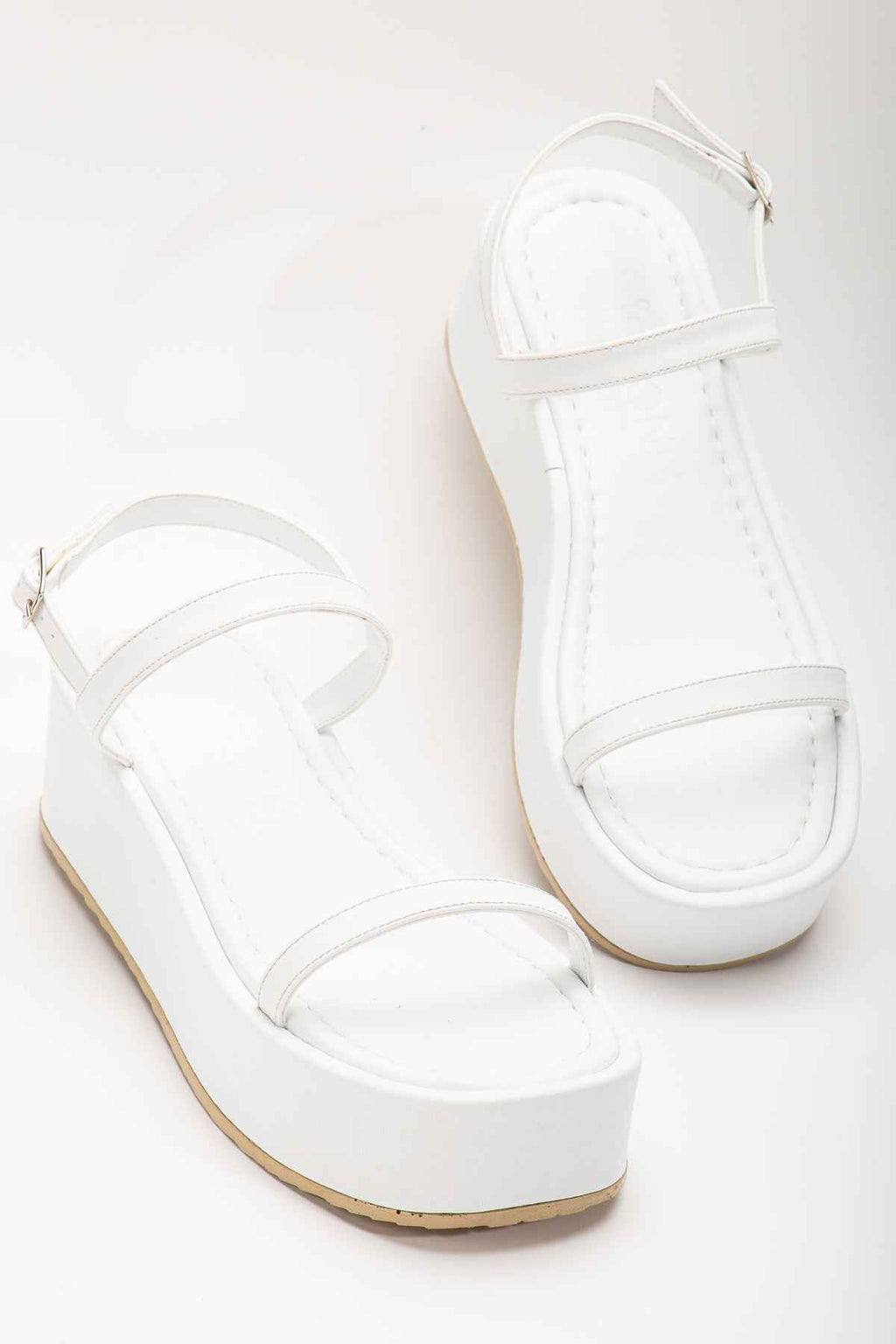 Ayakkabı Aşkı 861-1027 Beyaz Dolgu Topuk Kadın Sandalet