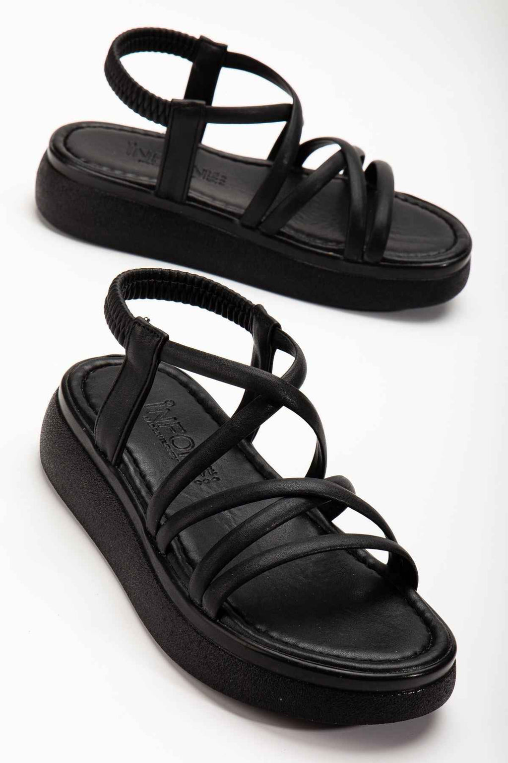 Ayakkabı Aşkı 24413-841 Siyah Dolgu Topuk Kadın Sandalet