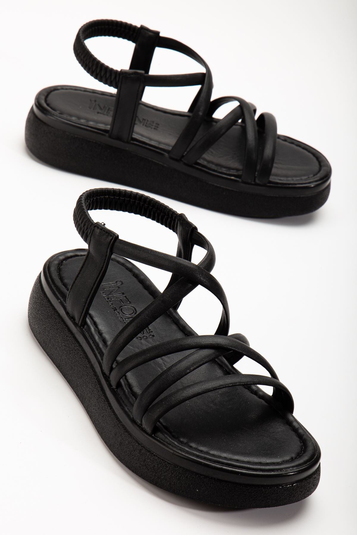 Ayakkabı Aşkı Siyah Dolgu Topuk Kadın Sandalet