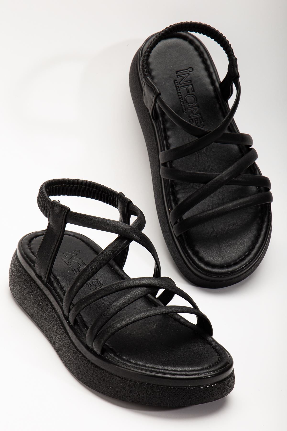 Ayakkabı Aşkı Siyah Dolgu Topuk Kadın Sandalet