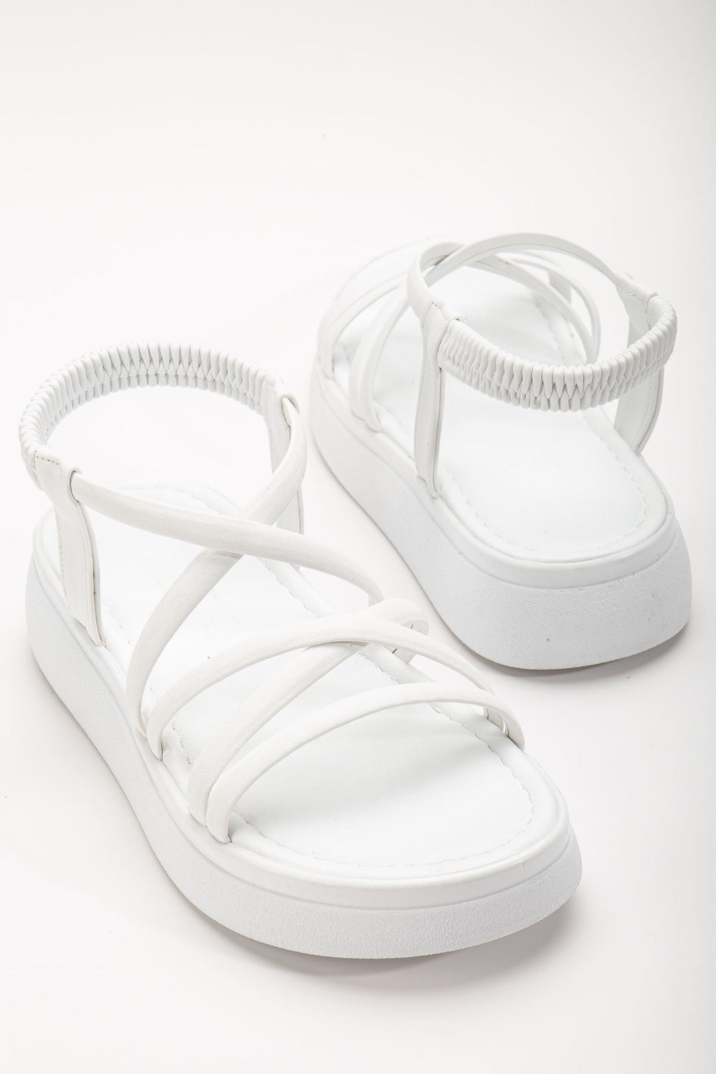 Ayakkabı Aşkı Beyaz Dolgu Topuk Kadın Sandalet - Ayakkabı Aşkı