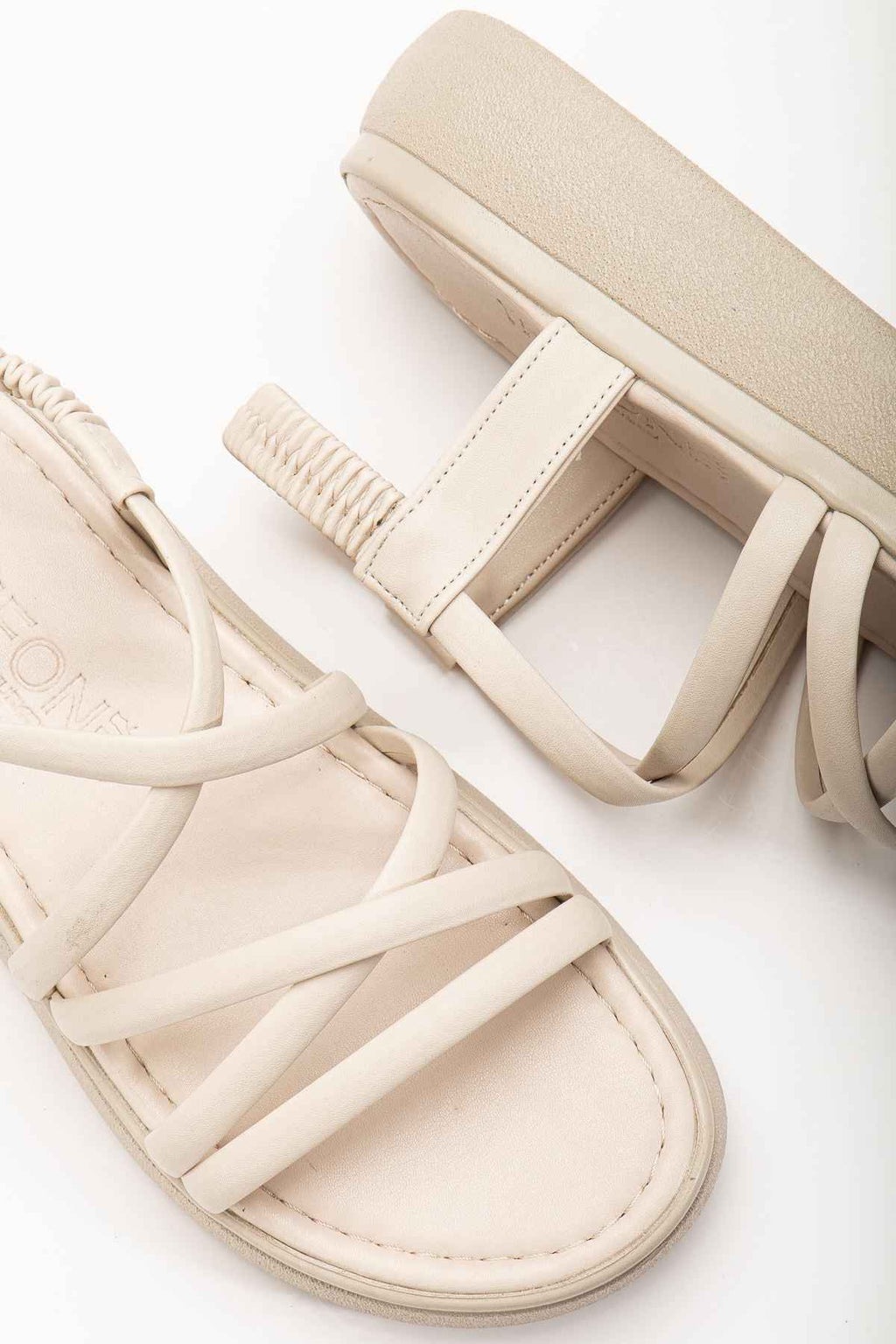 Ayakkabı Aşkı 24413-841 Bej Dolgu Topuk Kadın Sandalet