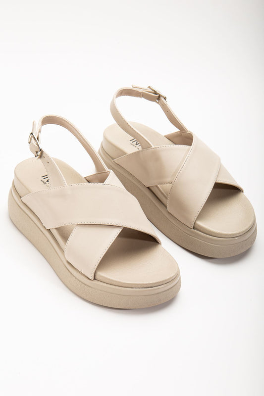 Ayakkabı Aşkı Bej Dolgu Topuk Kadın Sandalet