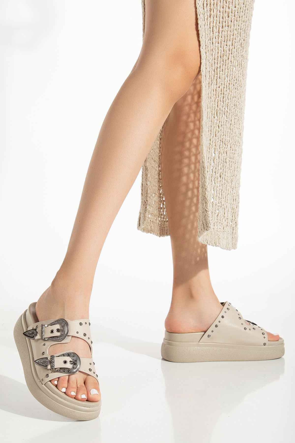 Ayakkabı Aşkı 24422-1180 Bej Dolgu Topuk Kadın Sandalet