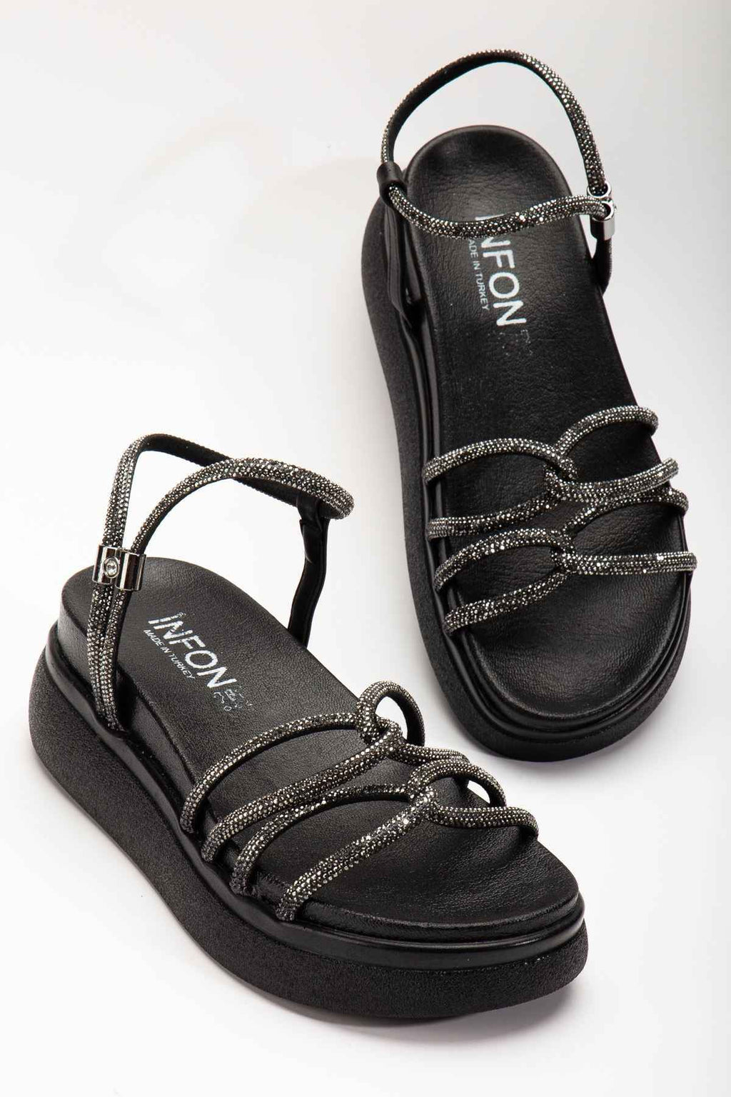 Ayakkabı Aşkı 24422-1221 Siyah Dolgu Topuk Kadın Sandalet