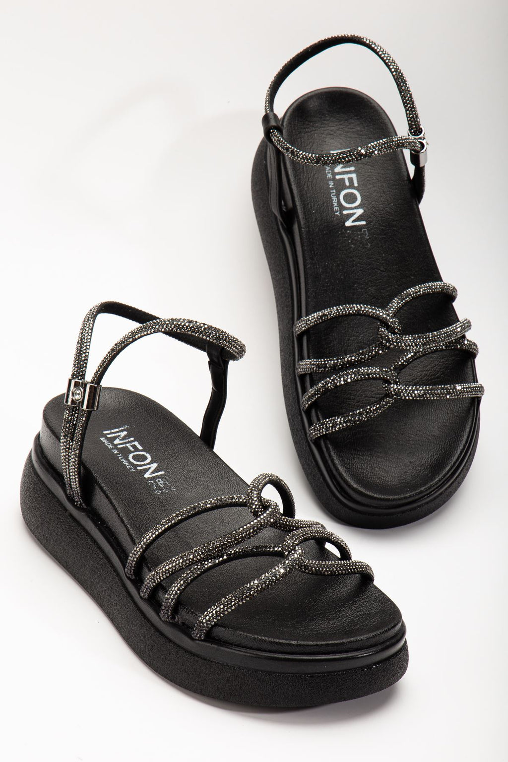 Ayakkabı Aşkı Siyah Dolgu Topuk Kadın Sandalet