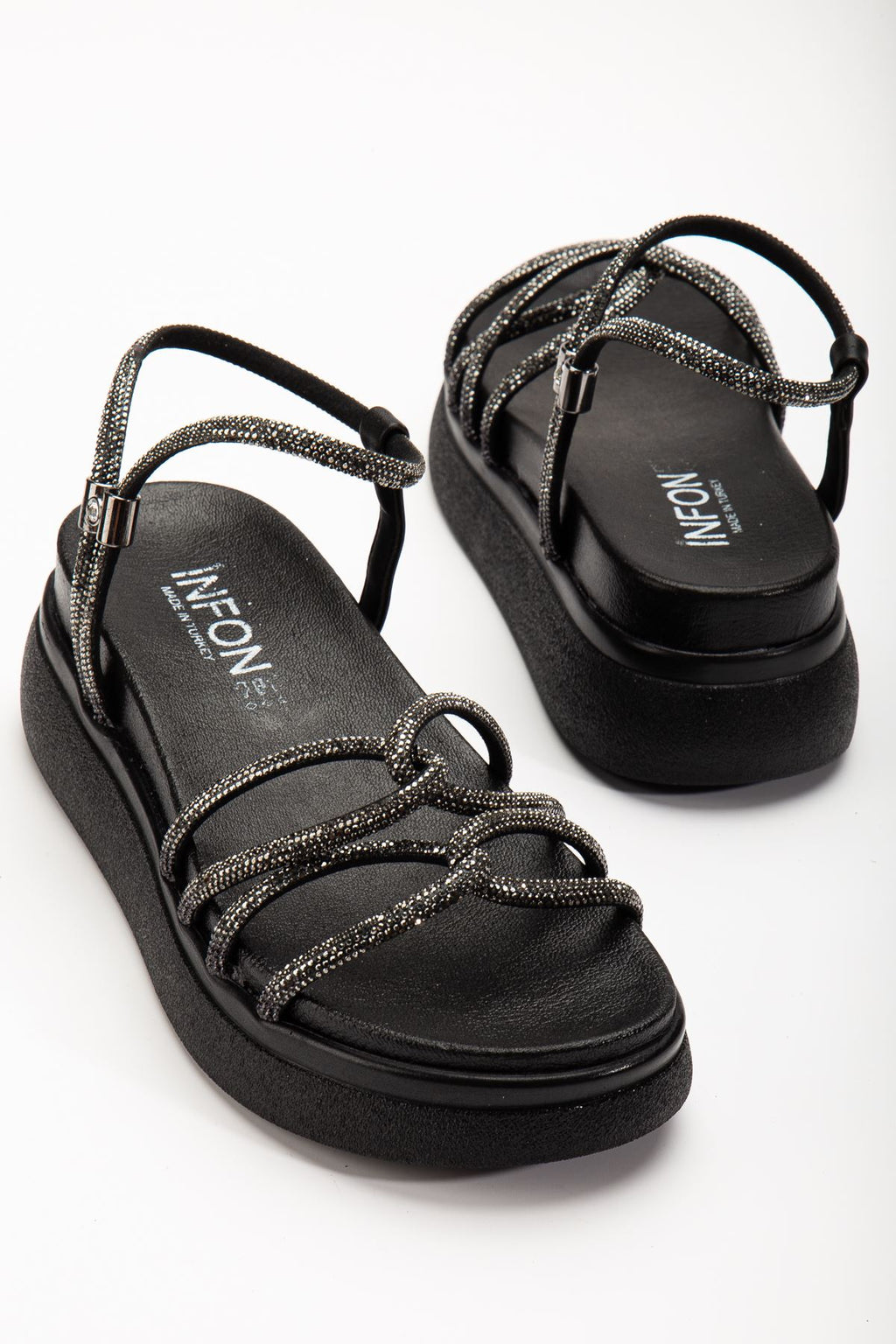 Ayakkabı Aşkı Siyah Dolgu Topuk Kadın Sandalet