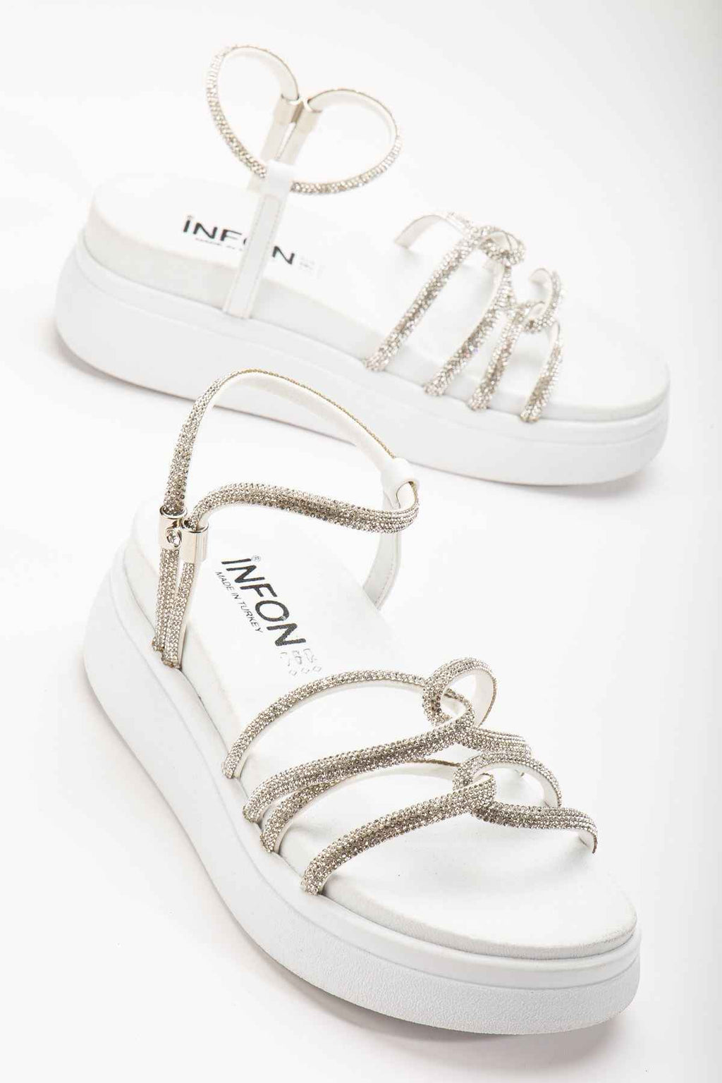 Ayakkabı Aşkı 24422-1221 Beyaz Dolgu Topuk Kadın Sandalet