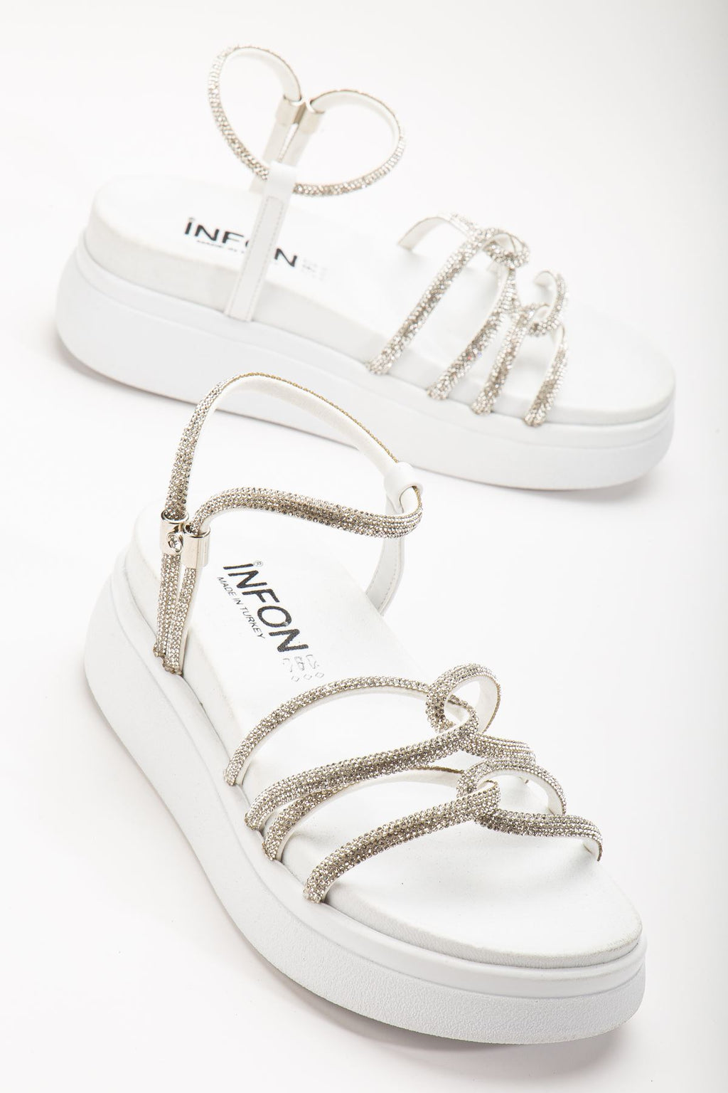 Ayakkabı Aşkı Beyaz Dolgu Topuk Kadın Sandalet - Ayakkabı Aşkı