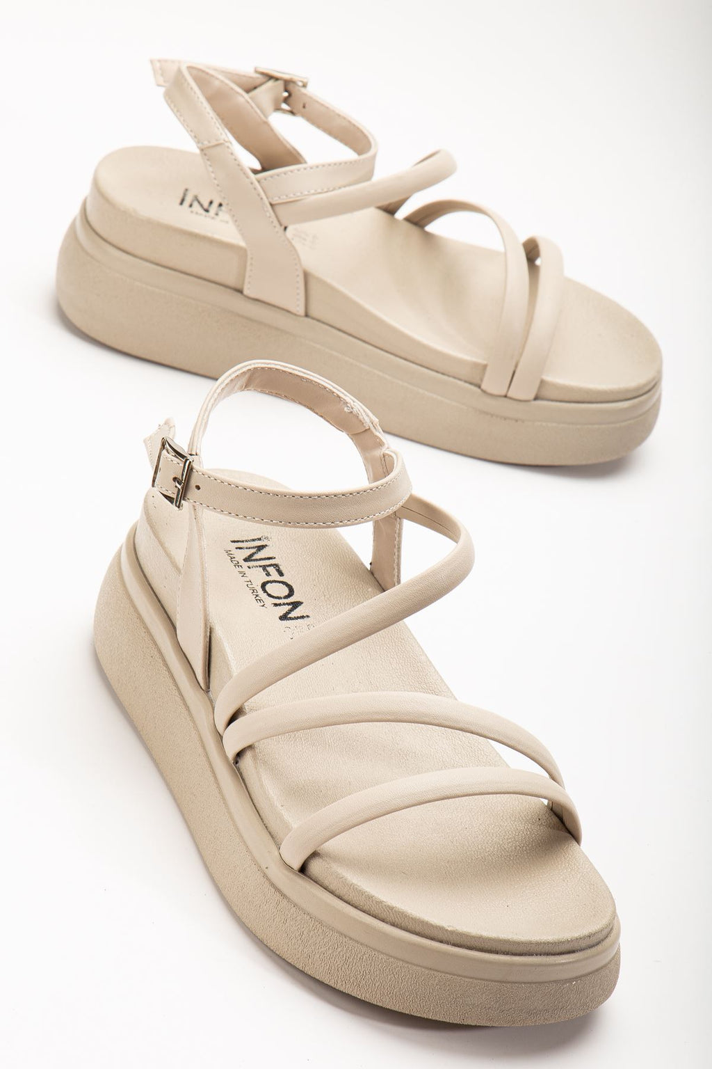 Ayakkabı Aşkı Bej Dolgu Topuk Kadın Sandalet - Ayakkabı Aşkı