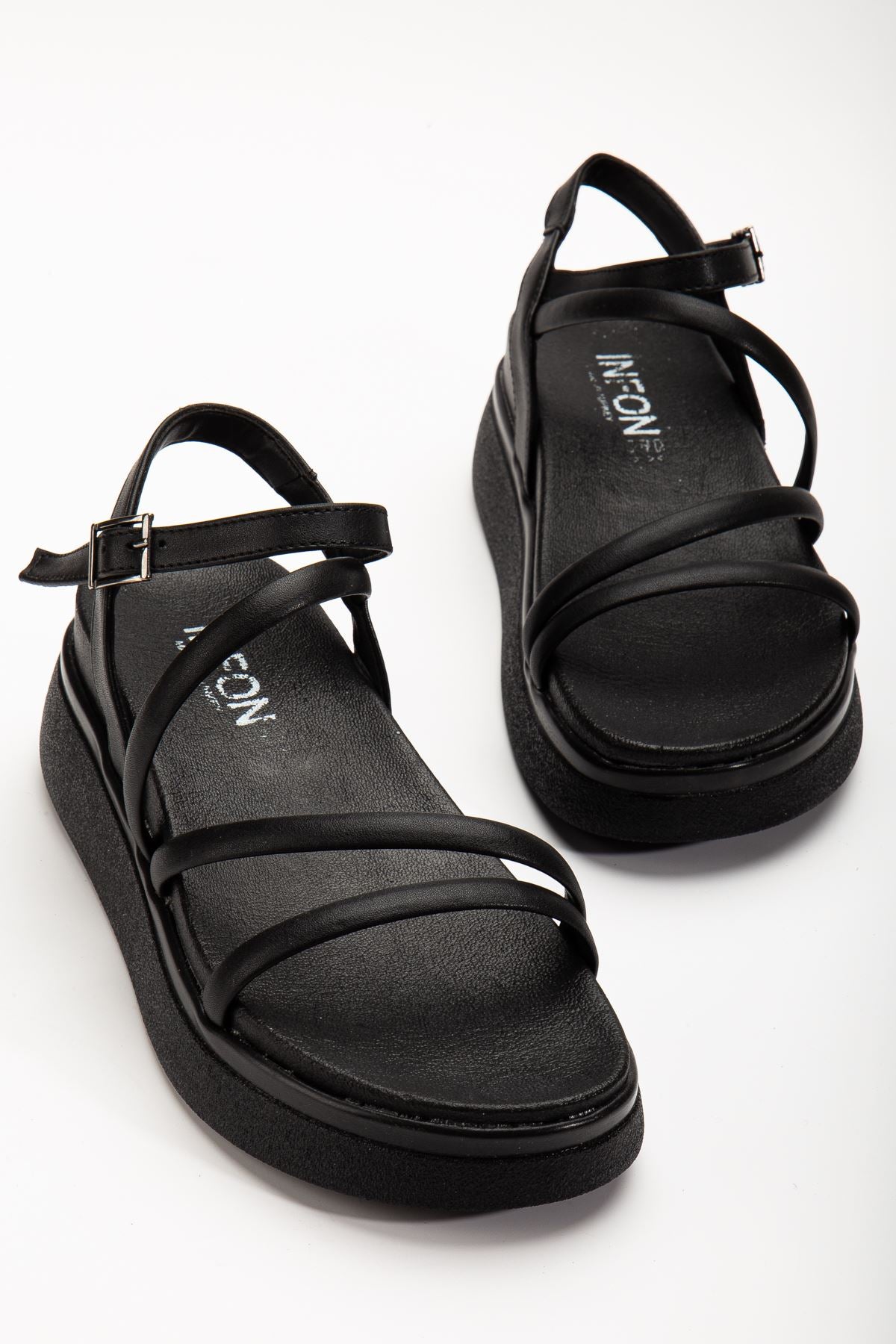 Ayakkabı Aşkı Siyah Dolgu Topuk Kadın Sandalet