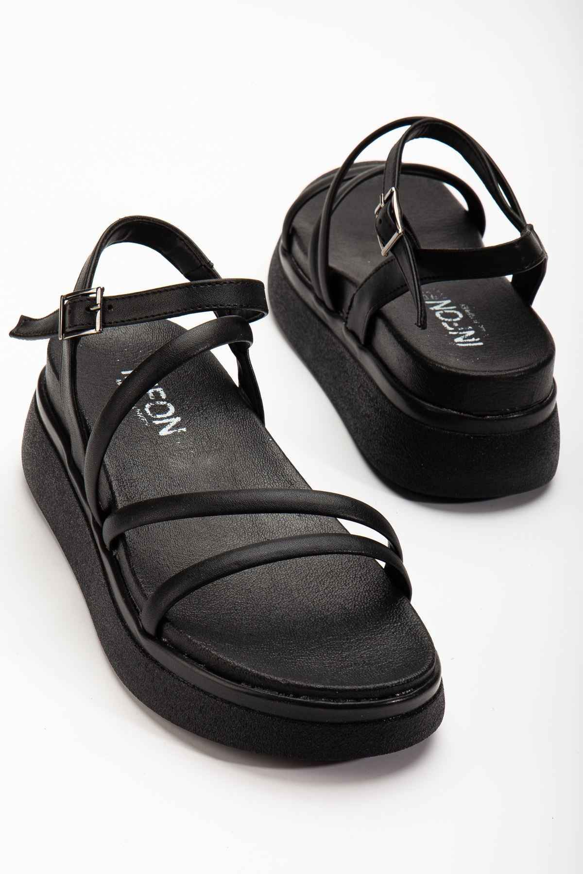 Ayakkabı Aşkı 24422-844 Siyah Dolgu Topuk Kadın Sandalet