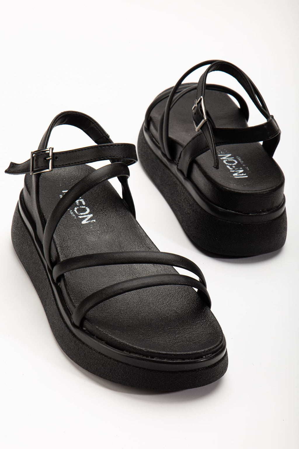 Ayakkabı Aşkı Siyah Dolgu Topuk Kadın Sandalet