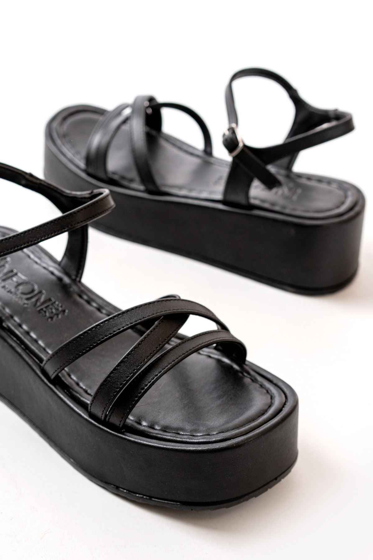 Ayakkabı Aşkı 861-1016 Siyah Dolgu Kadın Sandalet