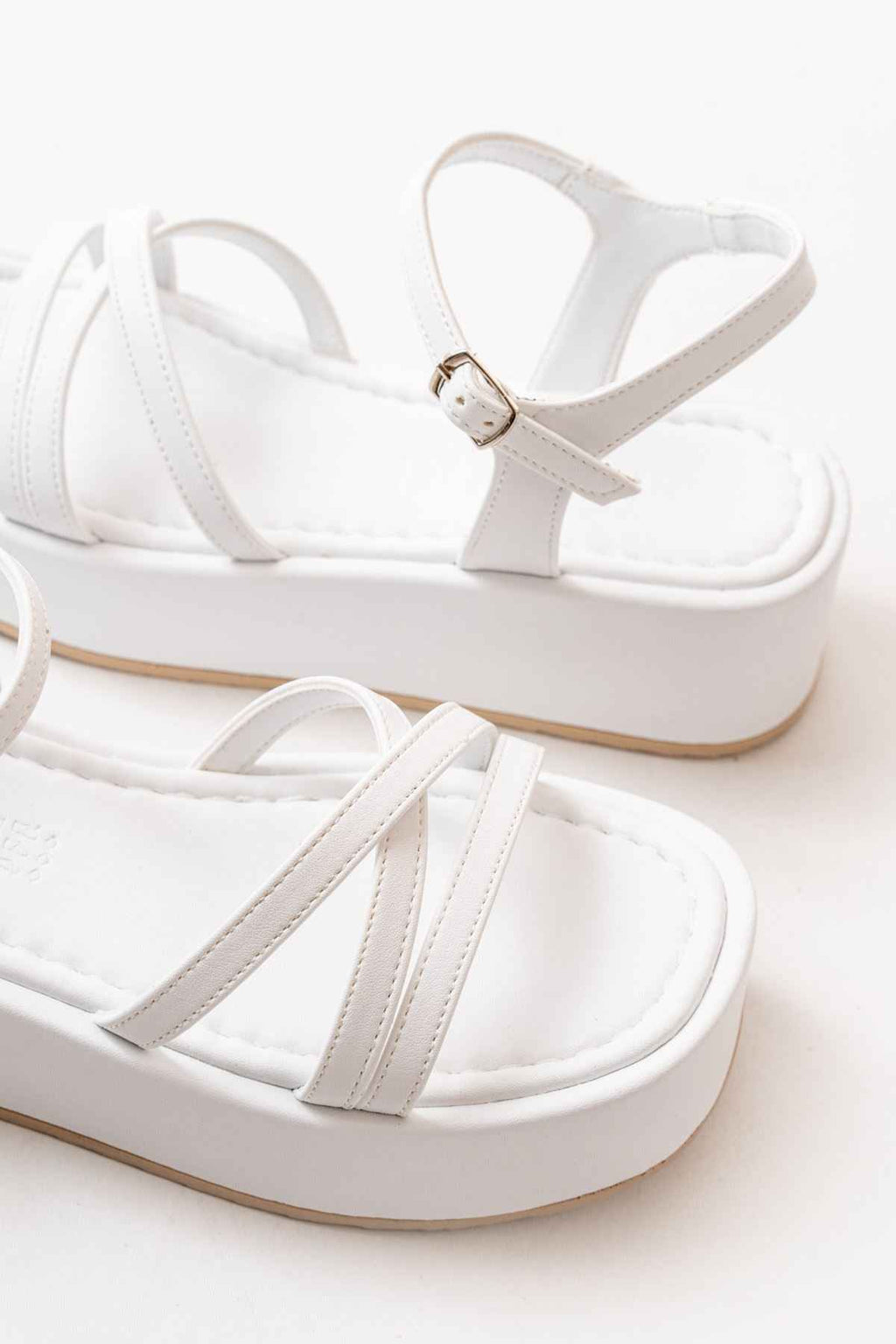 Ayakkabı Aşkı 861-1016 Beyaz Dolgu Kadın Sandalet