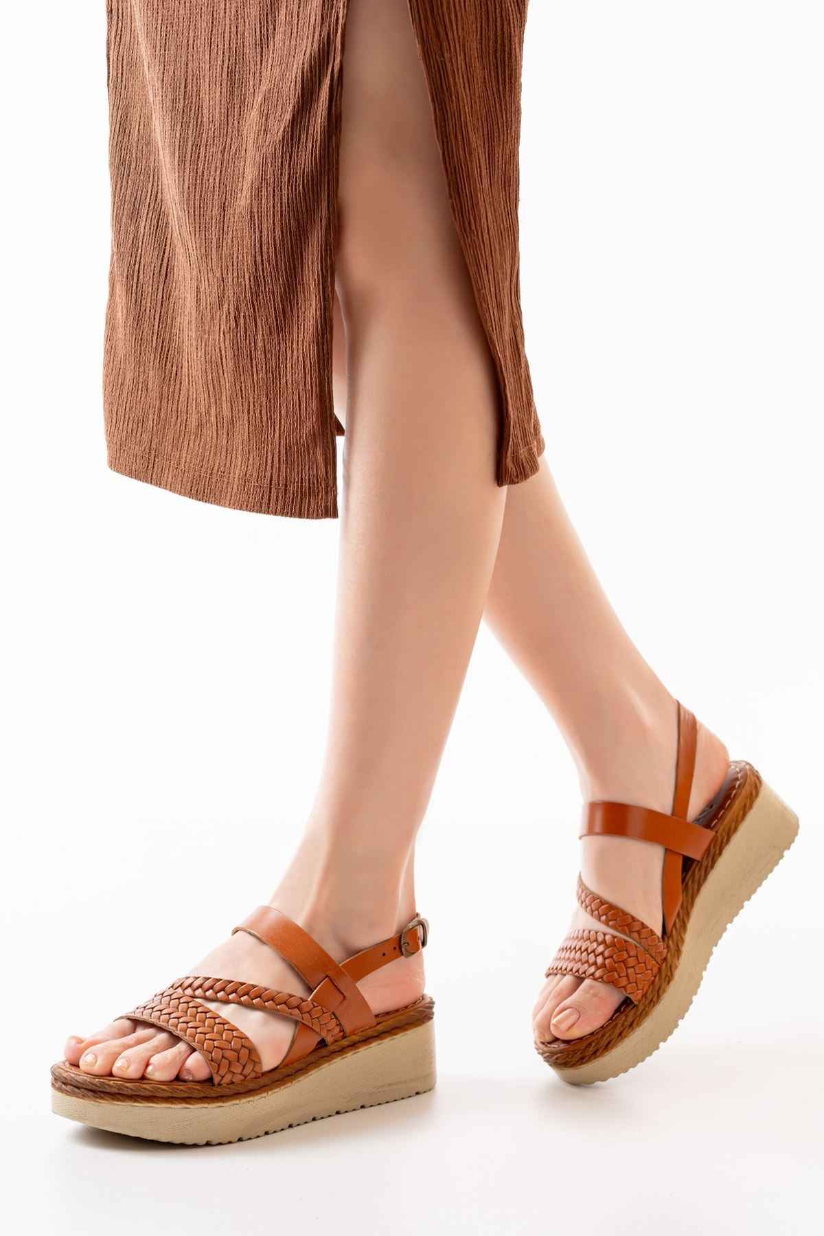 Ayakkabı Aşkı 730-152 Taba Ortopedik Hakiki Deri Dolgu Kadın Sandalet