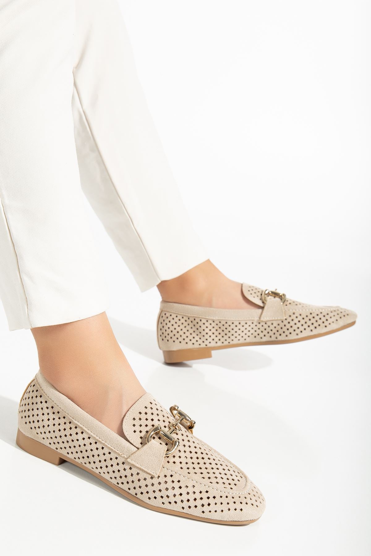 401 Bej Süet Delikli Günlük Kadın Babet - Taba