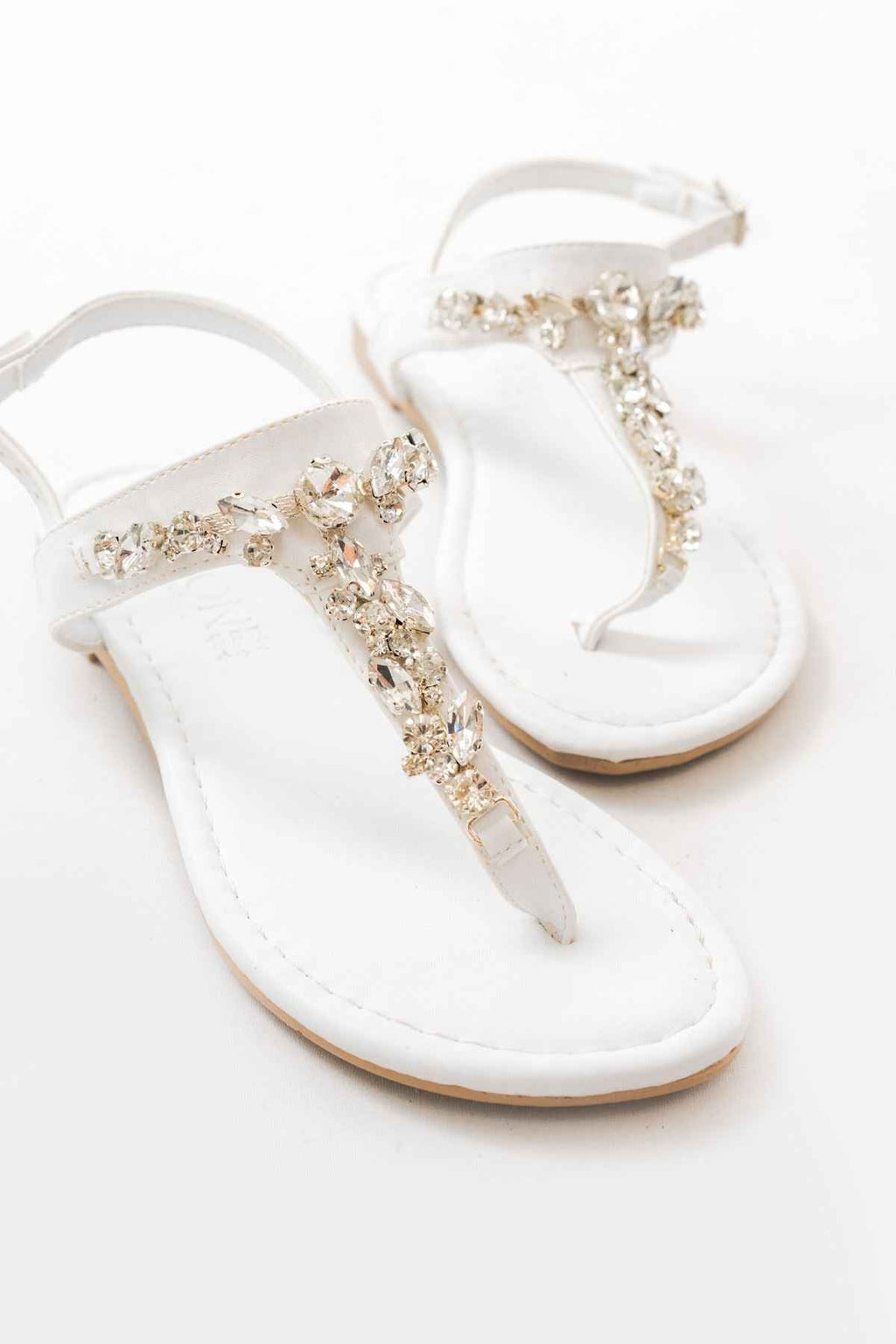 Ayakkabı Aşkı 152-1110 Beyaz Gümüş Taşlı Parmak Arası Kadın Sandalet