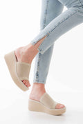 Ayakkabı Aşkı 232-460 Bej Triko Günlük Ortopedik Dolgu Topuk Kadın Terlik