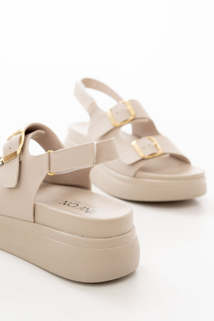 Ayakkabı Aşkı Bej Dolgu Topuk Kadın Sandalet