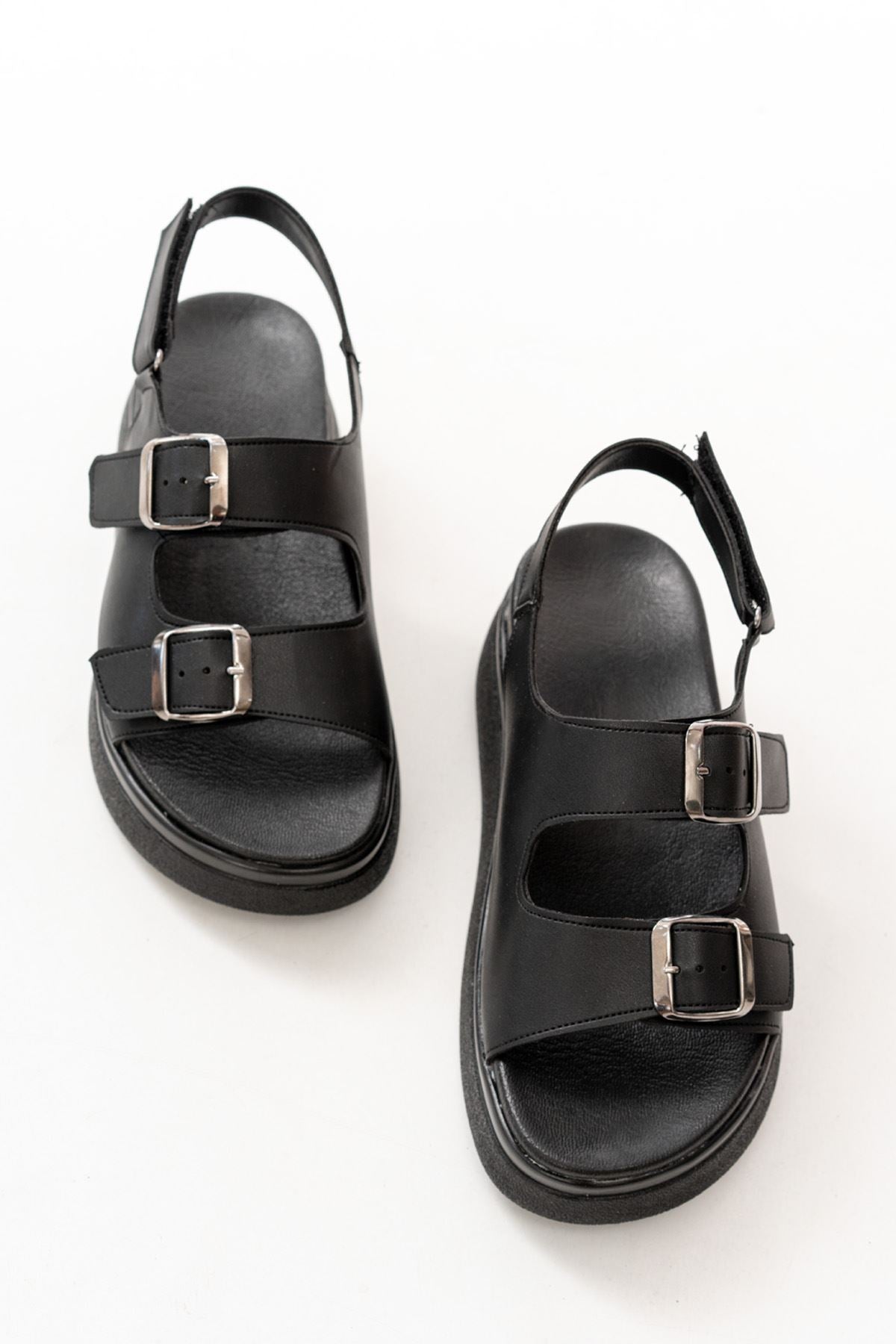 Ayakkabı Aşkı Siyah Dolgu Topuk Kadın Sandalet