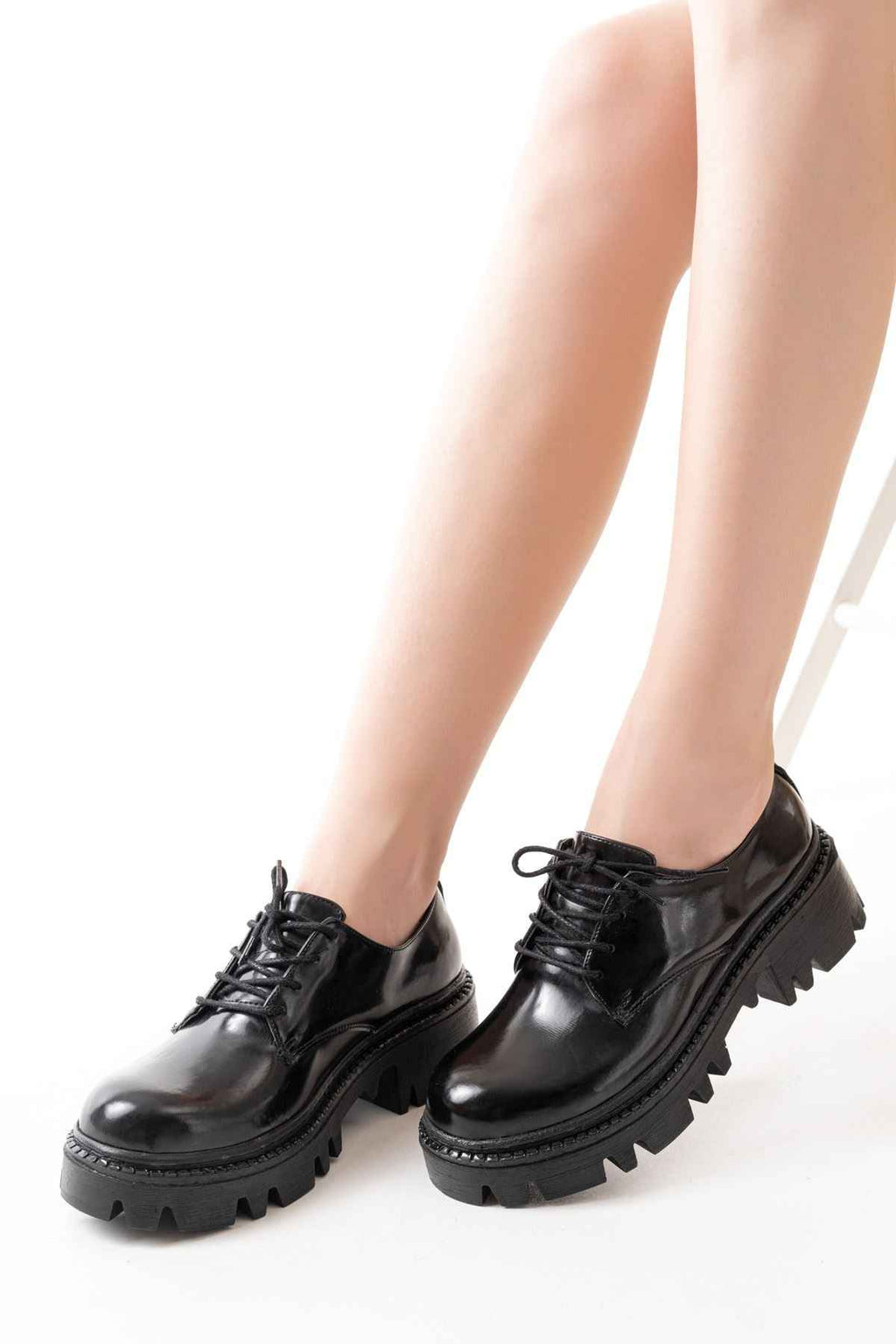 Ayakkabı Aşkı 868-754 Siyah Rugan Bağcıklı Günlük Yüksek Tabanlı Loafer Ayakkabı