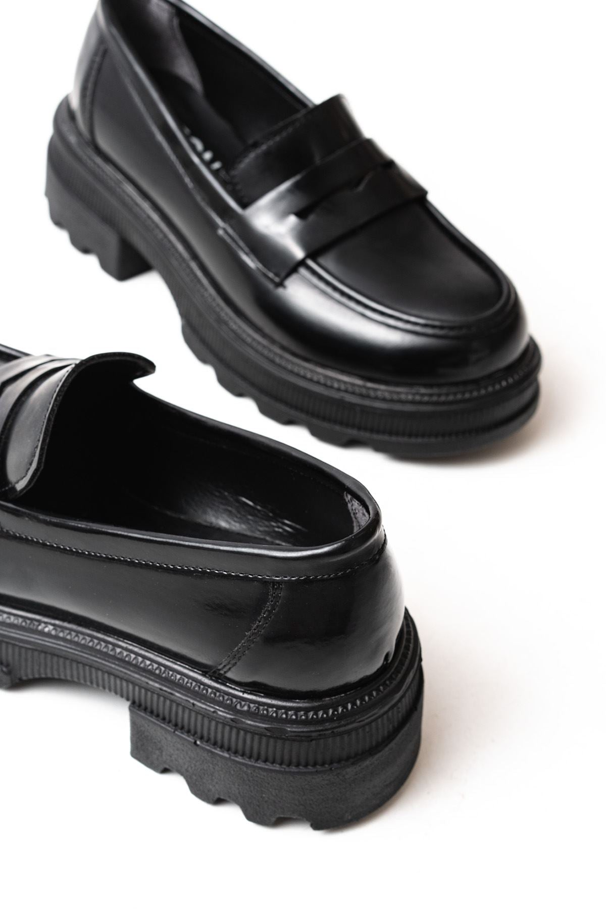 Ayakkabı Aşkı Siyah Rugan Günlük Yüksek Tabanlı Loafer Ayakkabı