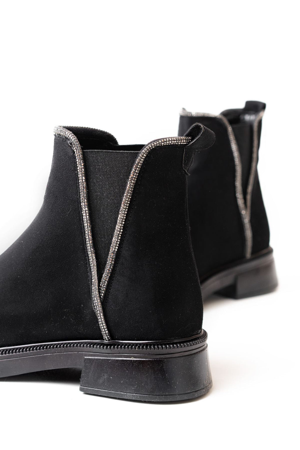 Ayakkabı Aşkı Siyah Süet Taş Aksesuarlı Lastikli Günlük Kadın Bot