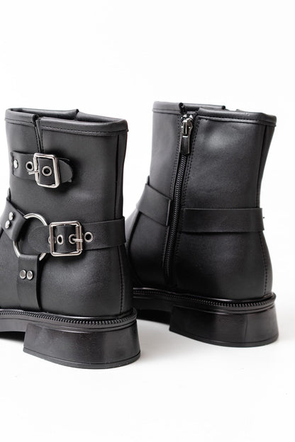 Ayakkabı Aşkı Siyah Toka Aksesuarlı Fermuarlı Günlük Kadın Bot