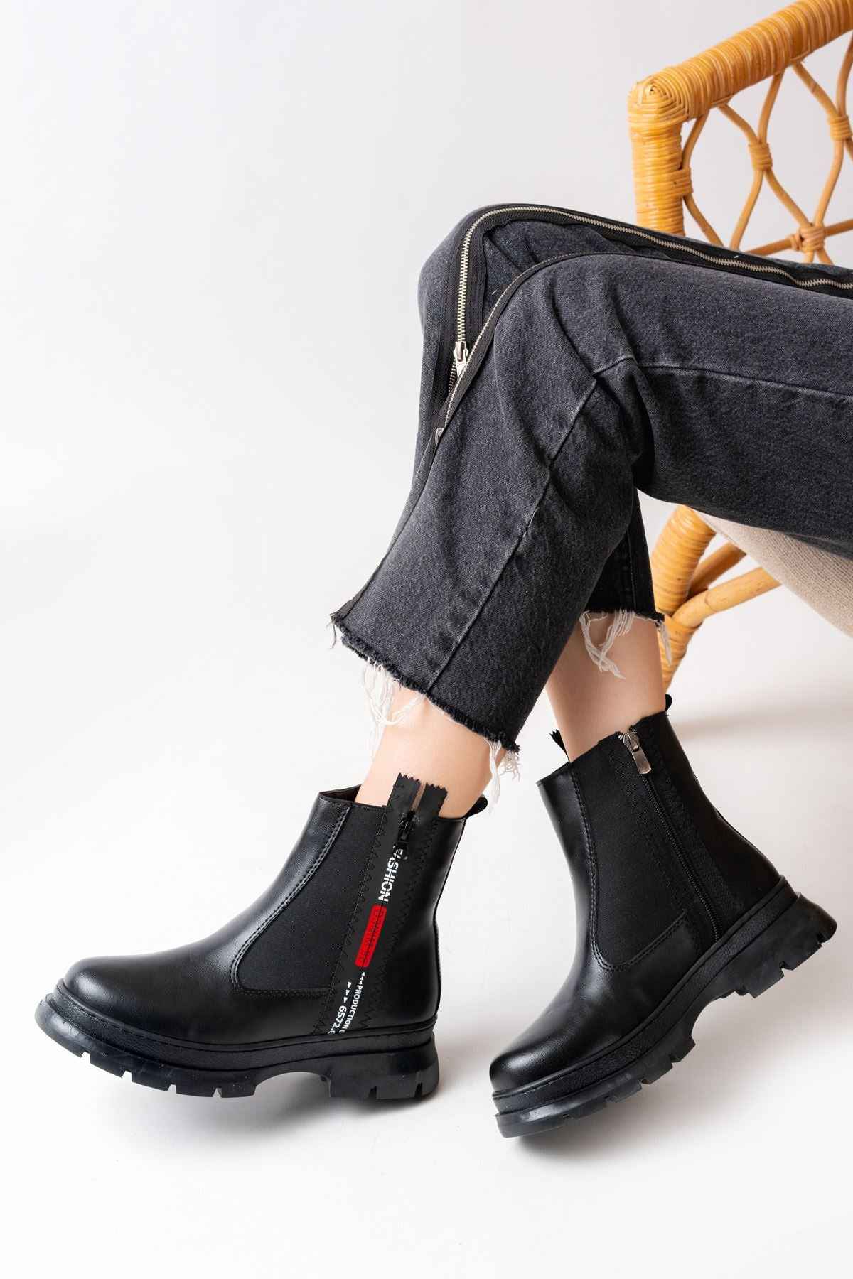 Ayakkabı Aşkı Asm-086 Siyah Fashion Aksesuarlı Fermuarlı Günlük Kadın Bot