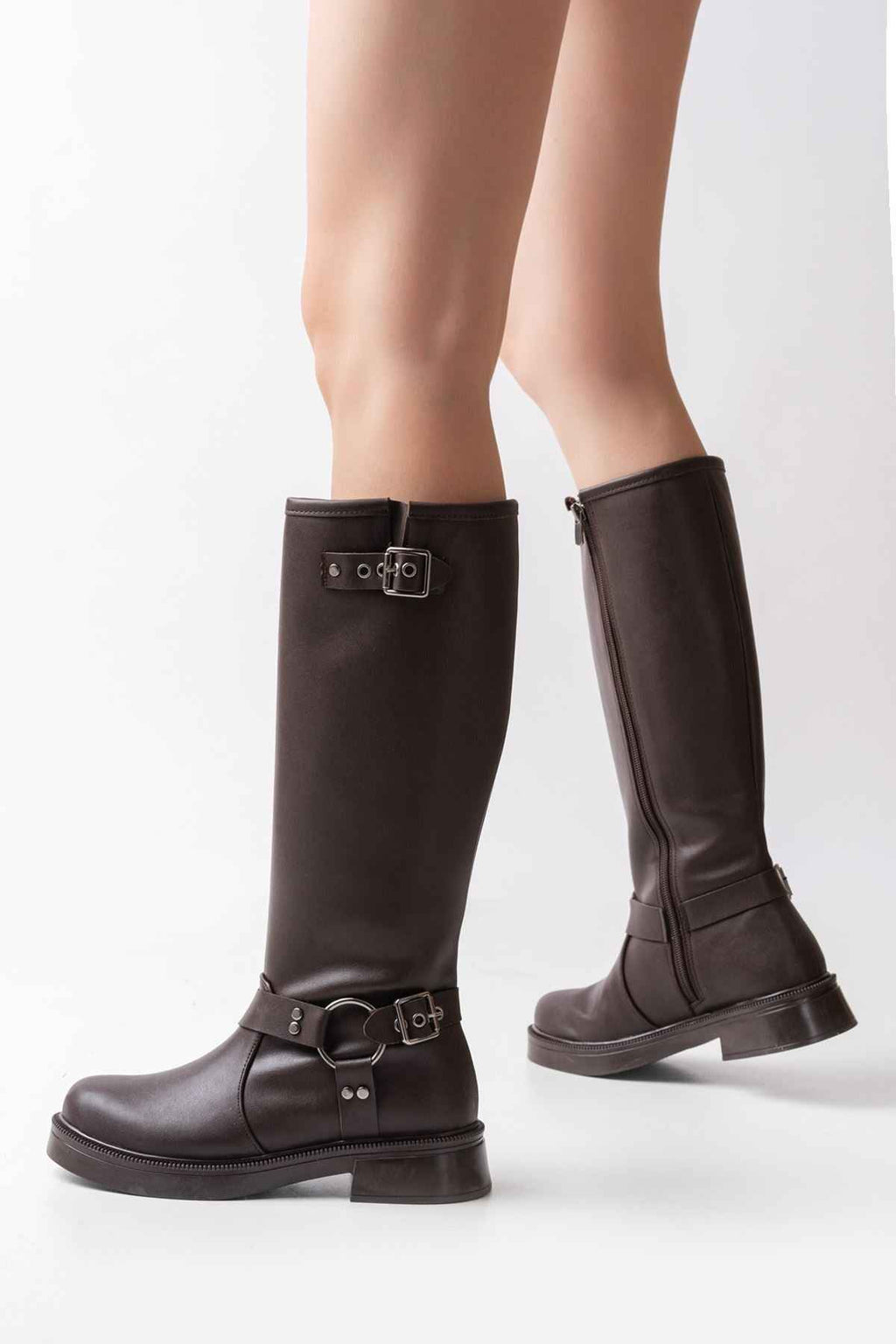 Ayakkabı Aşkı 02-312 Kahverengi Toka Aksesuarlı Fermuarlı Günlük Kadın Çizme