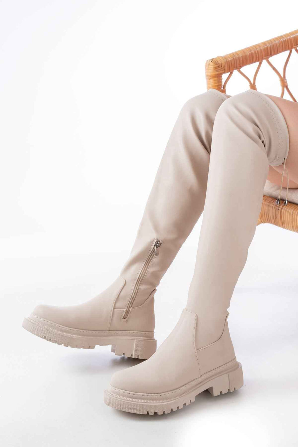 Ayakkabı Aşkı 812-2194 Bej Fermuarlı Diz Üstü Bağcıklı Çorap Günlük Kadın Çizme