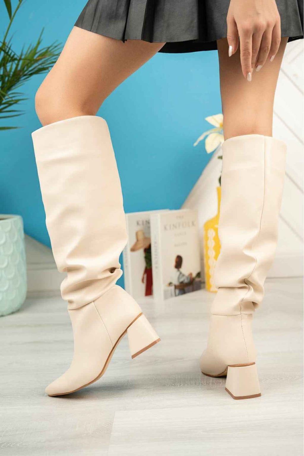 Ayakkabı Aşkı Syt-2002 Bej Körüklü Kalın Topuklu Günlük Bayan Çizme