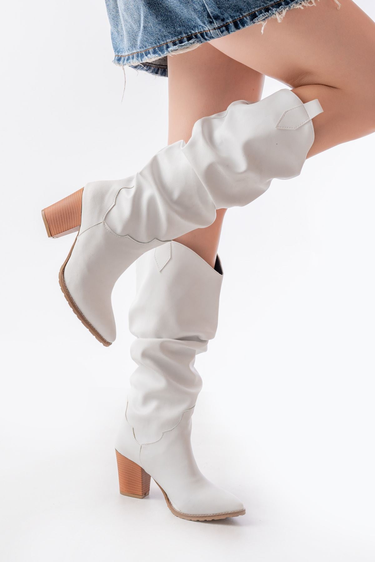 Ayakkabı Aşkı Beyaz Günlük Kadın Çizme - Ayakkabı Aşkı