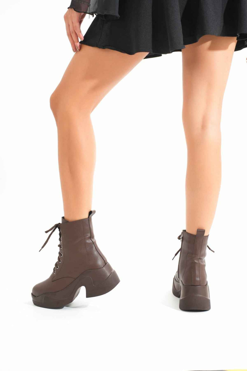 Ayakkabı Aşkı Fz-2550 Kahverengi Yüksek Tabanlı Bağcıklı Fermuarlı Günlük Kadın Bot