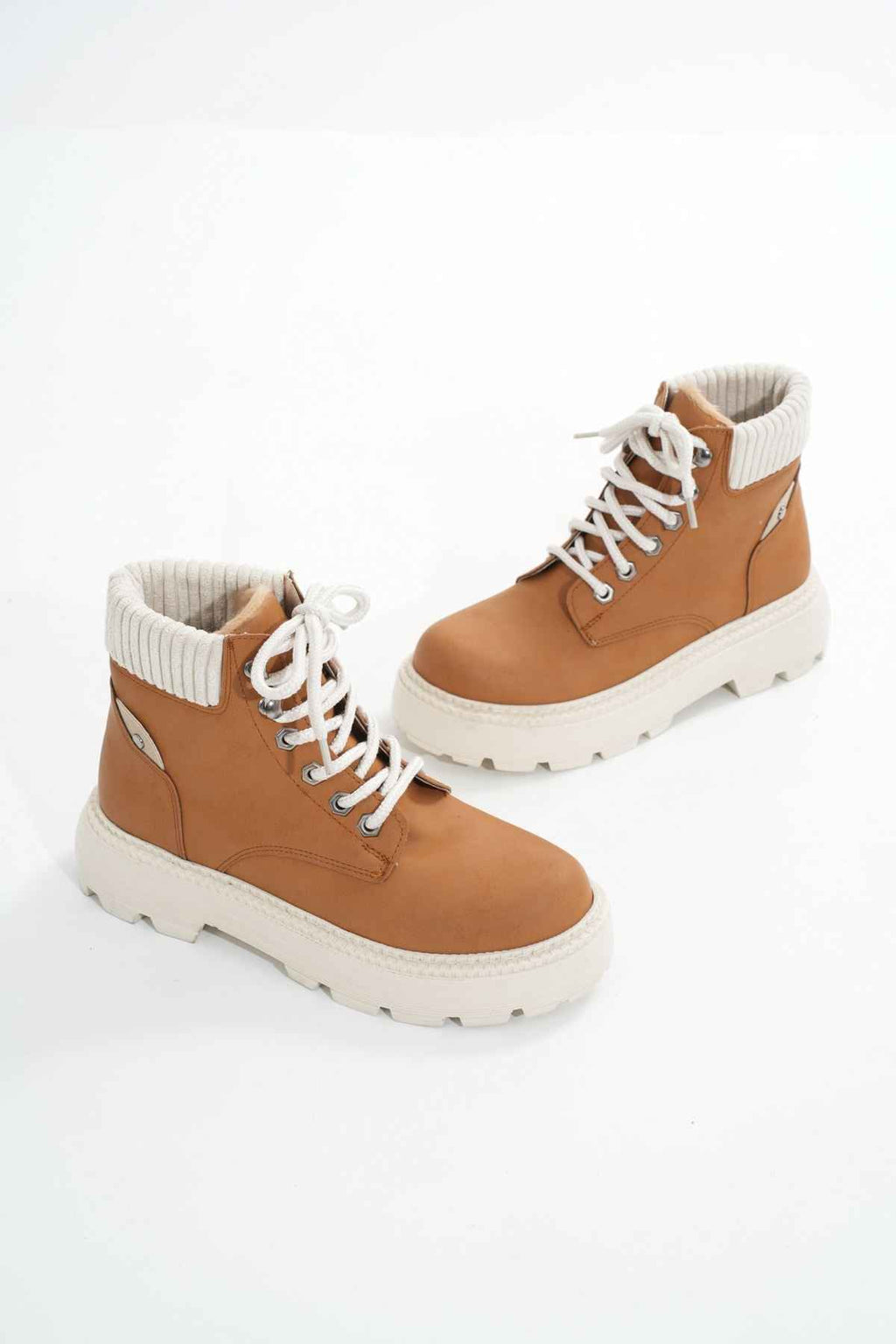 Ayakkabı Aşkı Lmç-2045 Taba Süet Bağcıklı Kalın Taban Kadın Günlük Bot
