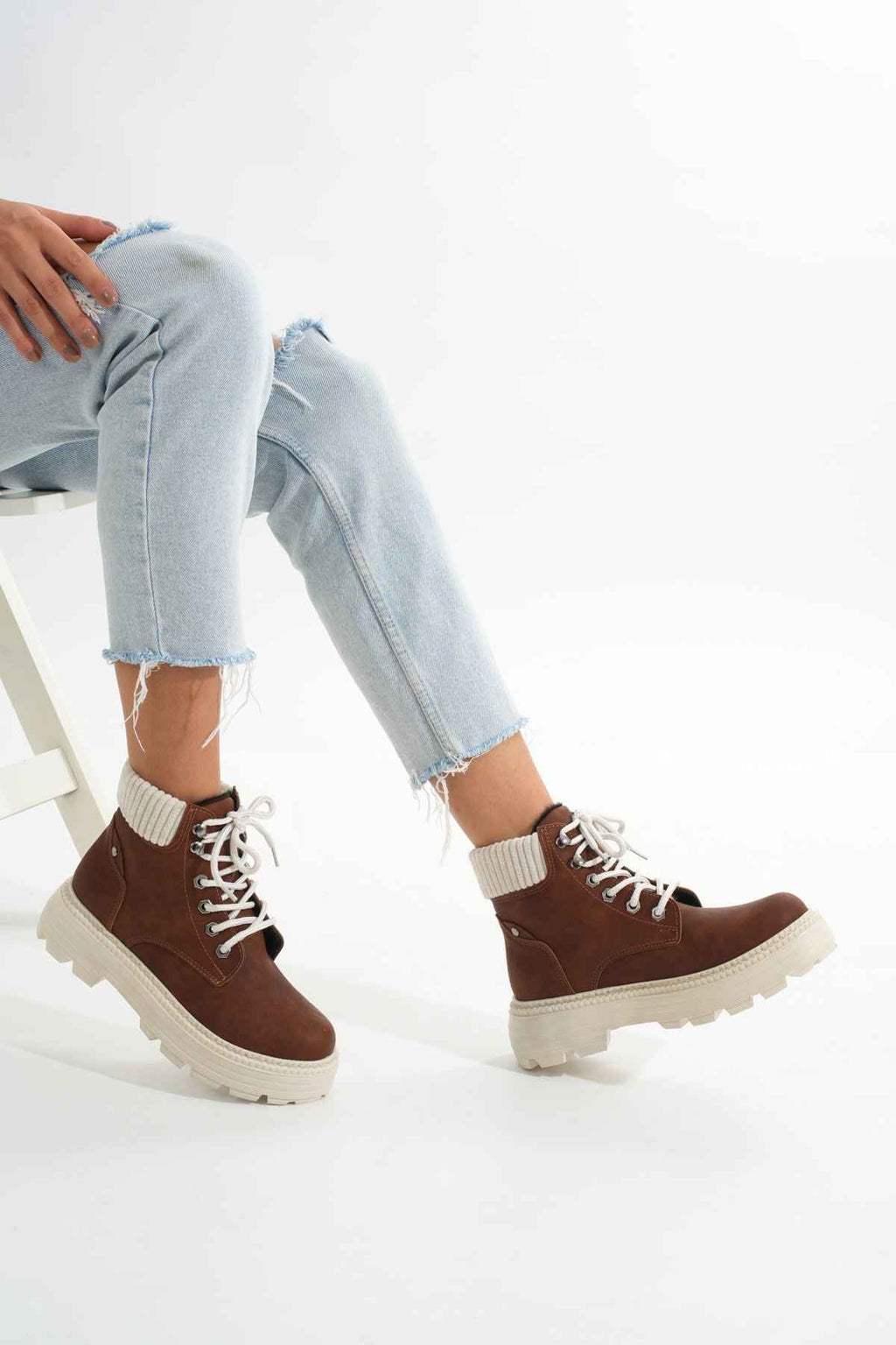 Ayakkabı Aşkı Lmç-2045 Kahverengi Süet Bağcıklı Kalın Taban Kadın Günlük Bot