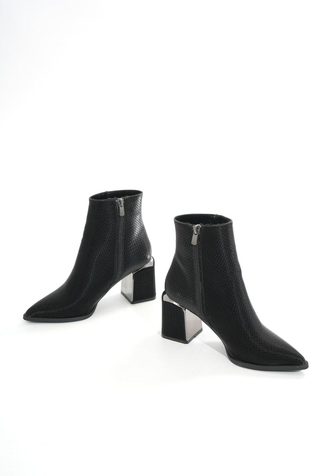 Ayakkabı Aşkı Siyah Fermuarlı Topuklu Kadın Günlük Bot
