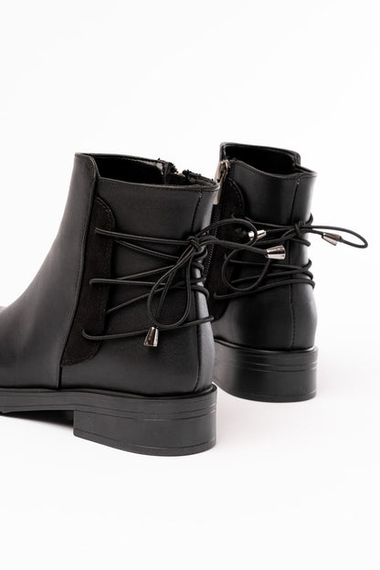Ayakkabı Aşkı Siyah Arka Bağcık Aksesuarlı Fermuarlı Günlük Kadın Bot
